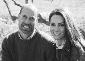 Prince William & Kate Middleton Share a Never-Before-Seen Photo