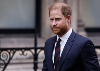 Prince William's tactic shows there's 'no way back' after Harry rift | Royal | News