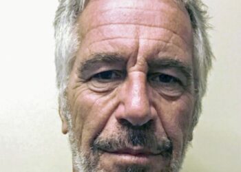 Princess asks Jeffrey Epstein about naked women wallpaper for her son | World | News