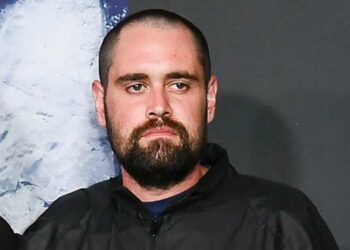 Rob Reiner's son returns to court, may enter plea in the killing of his parents