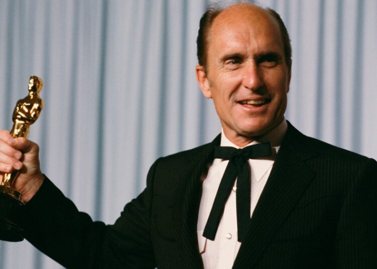 Robert Duvall Remembered by Adam Sandler, Viola Davis and More