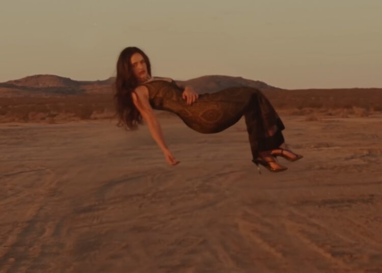 Rosalía Unveils New Video for "Sauvignon Blanc": Watch