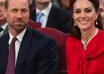 Royal Fans React To Prince William And Kate Middleton's 'Dreary' Valentine's Day Portrait