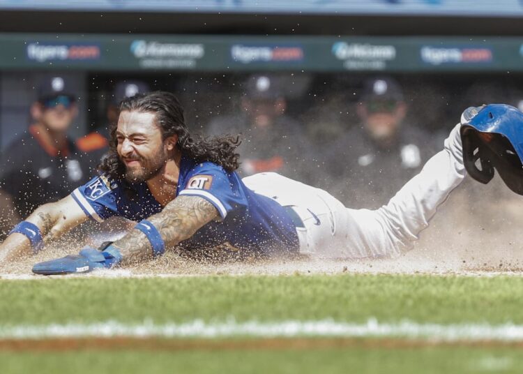 Royals 29-Year-Old Infielder Facing Pressure-Packed Season