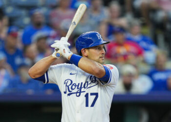 Royals Re-Sign Luke Maile To Minor League Deal
