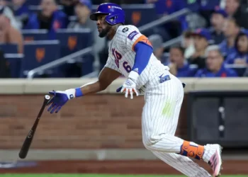 Royals reportedly in contract talks with former Mets, Pirates 361 stolen base free agent image