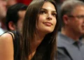 SI Swim alum Emily Ratajkowski scorches in a cleavage-baring sports bralette  image