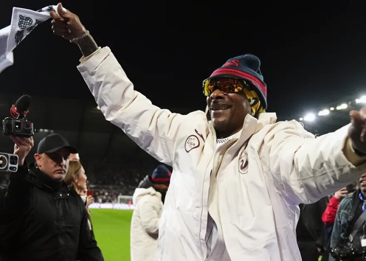 Snoop Dogg Makes First Visit To Welsh Soccer Club He’s Invested In