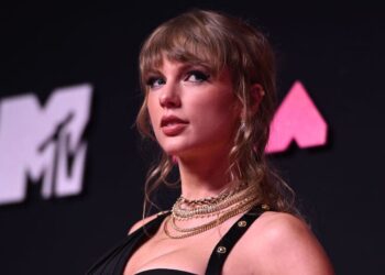 Taylor Swift Asks Government To Block Bedding Company's 'Swift Home' Trademark