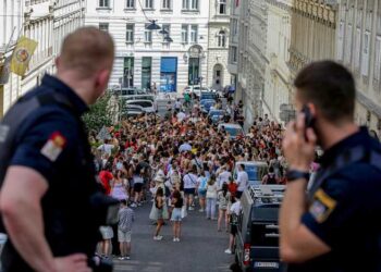 Taylor Swift concert attack plot leads to terrorism charges against 21-year-old man