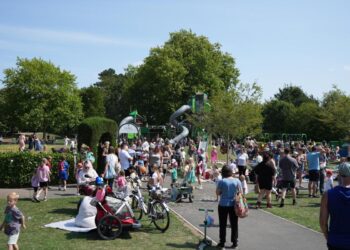 Teddy bears picnic, music night and charity pub quiz - Bicester 2026 events line-up