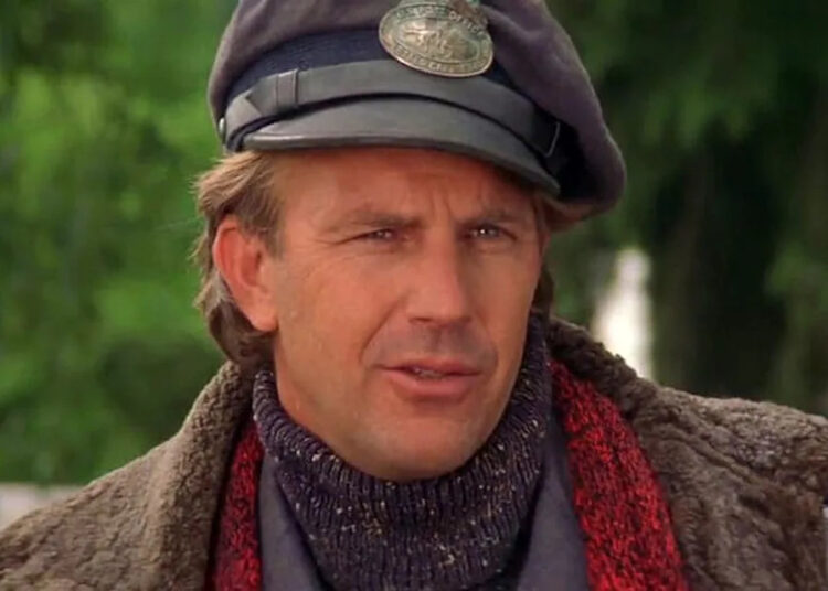 Kevin Costner in 'The Postman' Warner Bros.