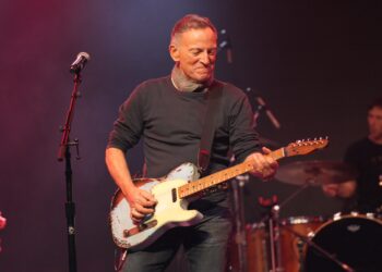 Watch Bruce Springsteen lend 'Born In The U.S.A.' to soundtrack new anti-ICE video