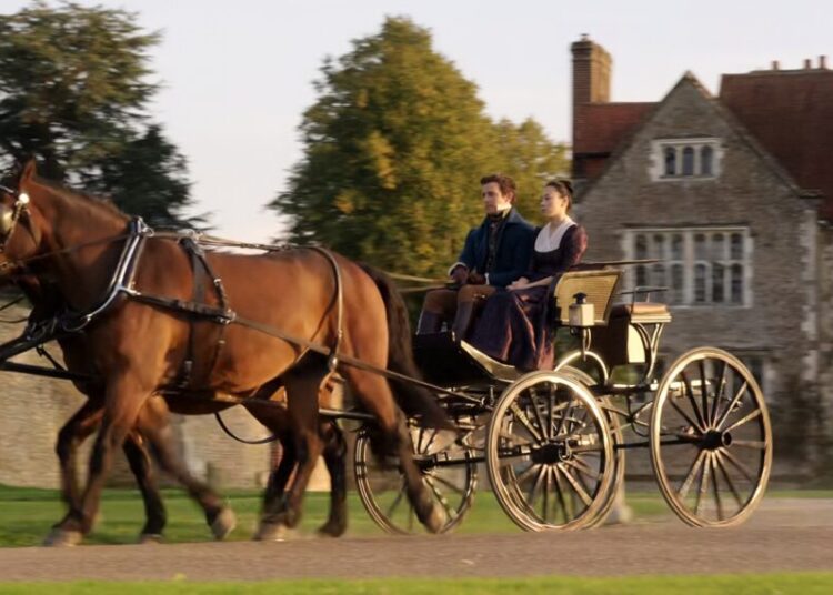 Luke Thompson and Yerin Ha in 'Bridgerton' Season 4