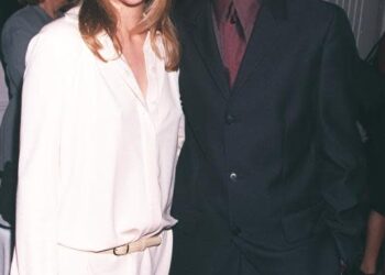 Kate Hudson poses with actor and 'Almost Famous' co-star Patrick Fugit at the 60th Annual Golden Apple Awards on December 10, 2000, in Beverly Hills, CA. (Photo by Newsmakers)