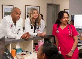 Donald Faison, Sarah Chalke and Judy Reyes in ABC's "Scrubs" revival.