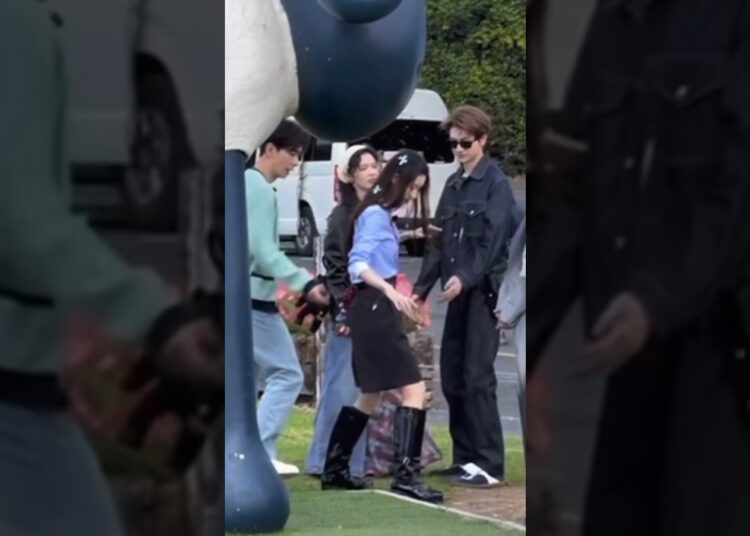 The reunion of the gossip squad in New Zealand 🇳🇿🤣ZhouYe, ChenXingxu & WangYuwen💜 #shorts #viral