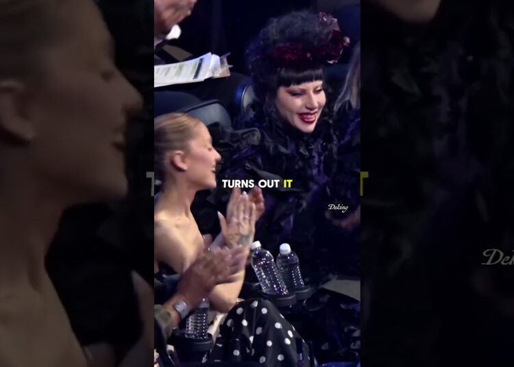 Ariana Grande Was So Confused 😳#celebrity #arianagrande