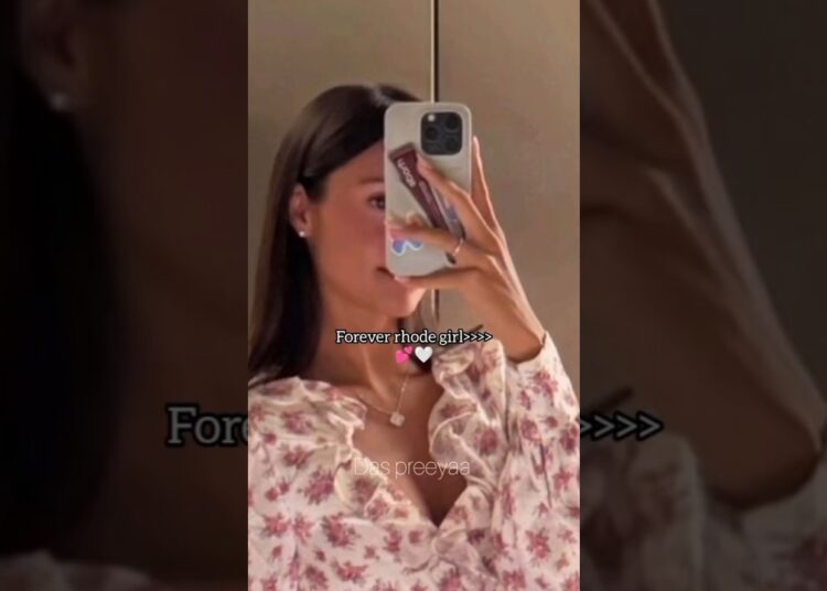 #alexandrasaintmleux #hailey #rhode #shorts #viral #celebrity #beauty