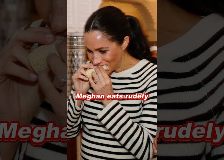 Meghan eats rudely #meghan #kate #royal #princesscat