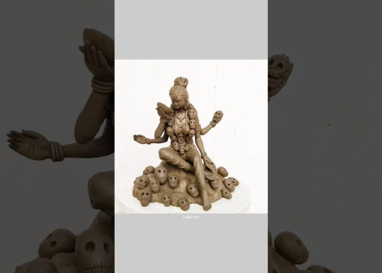 maa kali making with clay #shorts #ytshorts #art #artist #kali #maakali #jaymatadi #maa