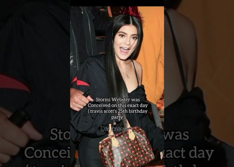 #kyliejenner #travisscott #stormi#pregnancy #25thbirthday #celebrity #singer #model #viral