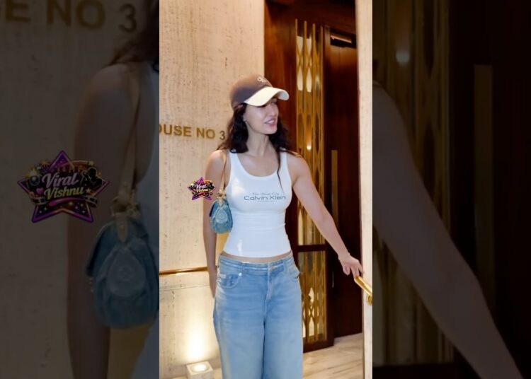 Disha Patani Exit Manish Malhotra Home #dishapatani #bollywood #celebrity #paparazzi #shorts