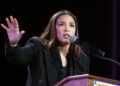 AOC hired celebrity makeup artist, campaign finance records show