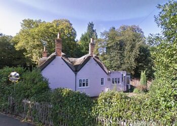 East Lodge is about five miles from Andrew's old Windsor home, the thirty room mansion Royal Lodge