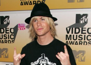Ashley Parker Angel Details Battling Suicidal Thoughts