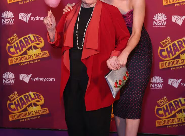 Lorraine Bayly