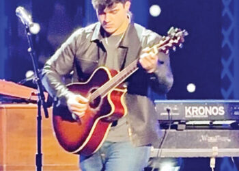 Beyond the Valley – Entertainment: Parkersburg native Luke Colombo receives ‘American Idol’ golden ticket | News, Sports, Jobs