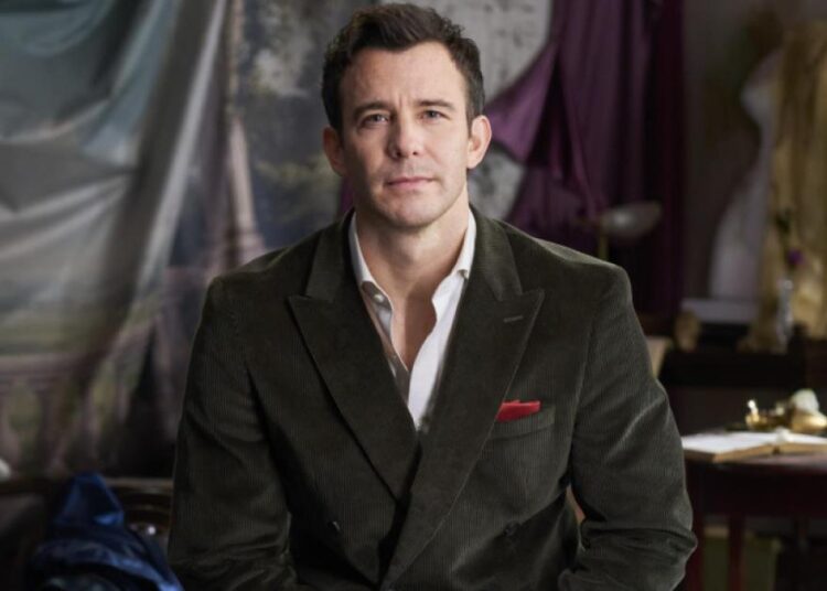 Bridgerton's Luke Thompson stars in The Picture of Dorian Gray