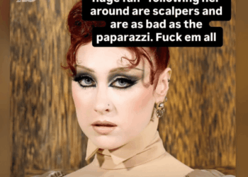 Chappell Roan's Latest Viral Snap At The Paps Has Divided Celebs From Noah Kahan To Boy George
