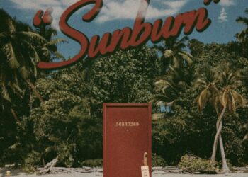 Country Hitmaker Tucker Wetmore Turns Up The Heat With New Song "Sunburn" Out Now