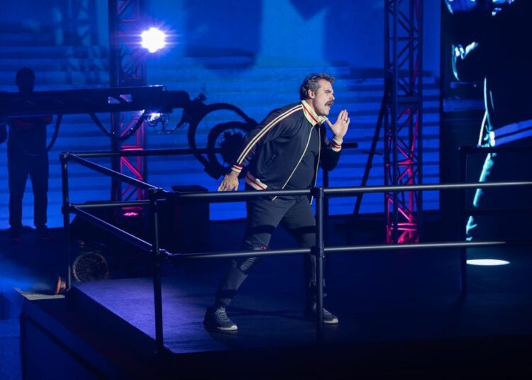 david harbour in 'dtf st. louis'