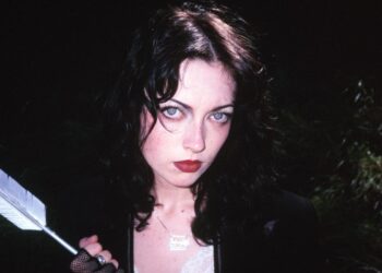 Dave Grohl's Daughter Violet Drops New Song About Phone Sex