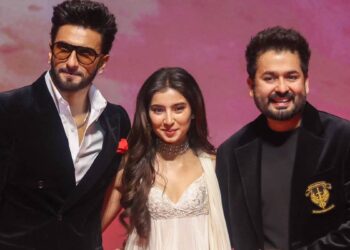 Dhurandhar Team Rules IMDb's Most Popular Celebrity List of The Week: But Who Makes It To The Top? | Bollywood News