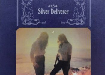Aly & AJ Silver Deliverer