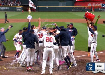 Dominic Smith crushes walk-off GRAND SLAM as Braves defeat Royals, 6–2