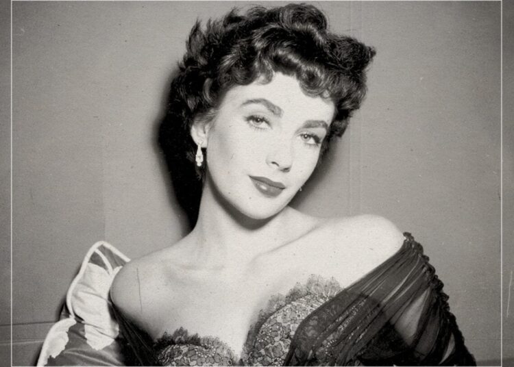 Elizabeth Taylor - The Girl - 1953
