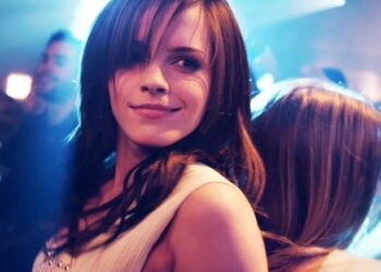 Nicki dancing and smirking in The Bling Ring