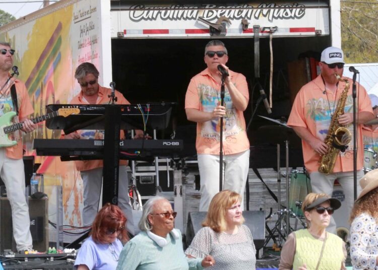 Fremont Daffodil Festival Draws Crowds with 5K, Vendors, and Live Entertainment | Goldsboro Daily News