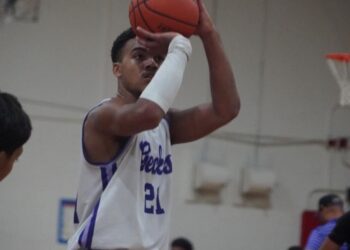 Geckos recover from opening flurry to beat Royals, 73-51 | Local Sports