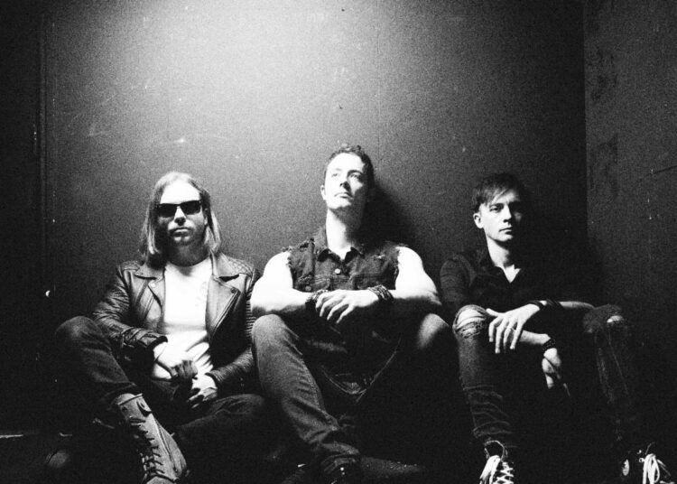 Gunship release new song 'Tell Me When The World Stops Ending'