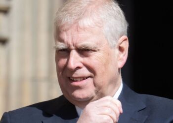 'I organised Andrew trip but his remark to famous family left me stunned' | Royal | News