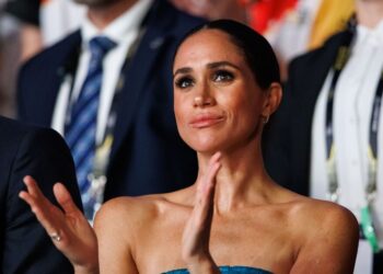 'Jealous' Meghan Markle slammed by senior royals with blistering seven words | TV & Radio | Showbiz & TV