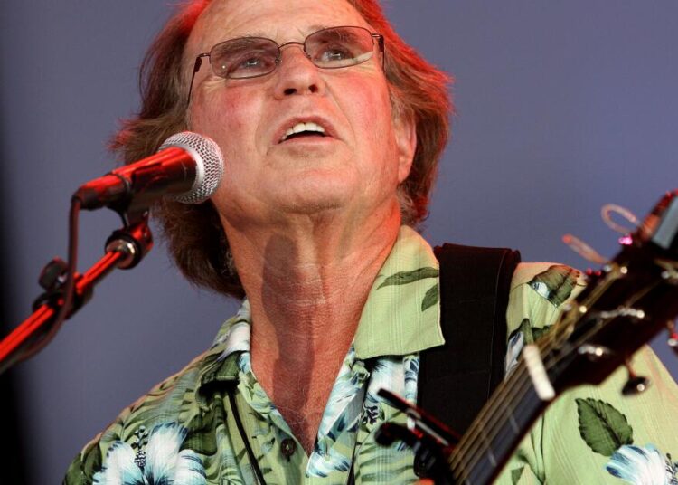 Joe McDonald, Woodstock legend and anti-war activist, dead at 84
