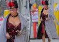 Kim Kardashian is a Las Vegas showgirl on 'The Fifth Wheel' set