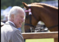 King Charles suffers a royal malfunction but laughs it off